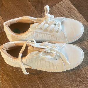 Steve Madden White Kids Sneakers